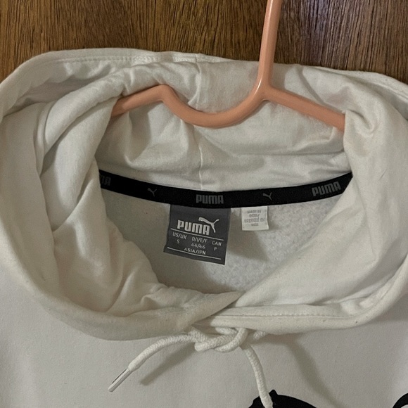 Puma Hoodie. White - Picture 3 of 10